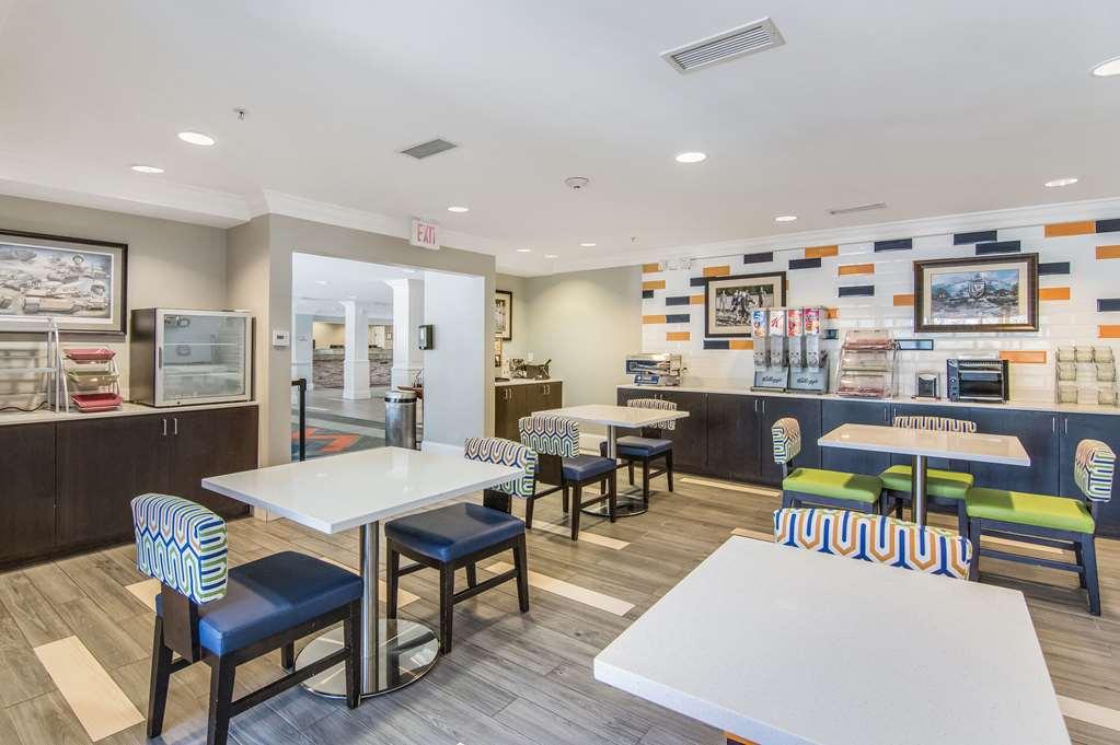 Sleep Inn & Suites Columbus Near Fort Benning 콜럼버스 외부 사진